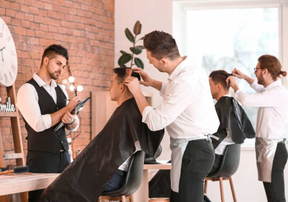 بهترین آموزشگاه آرایشگری مردانه در کرج