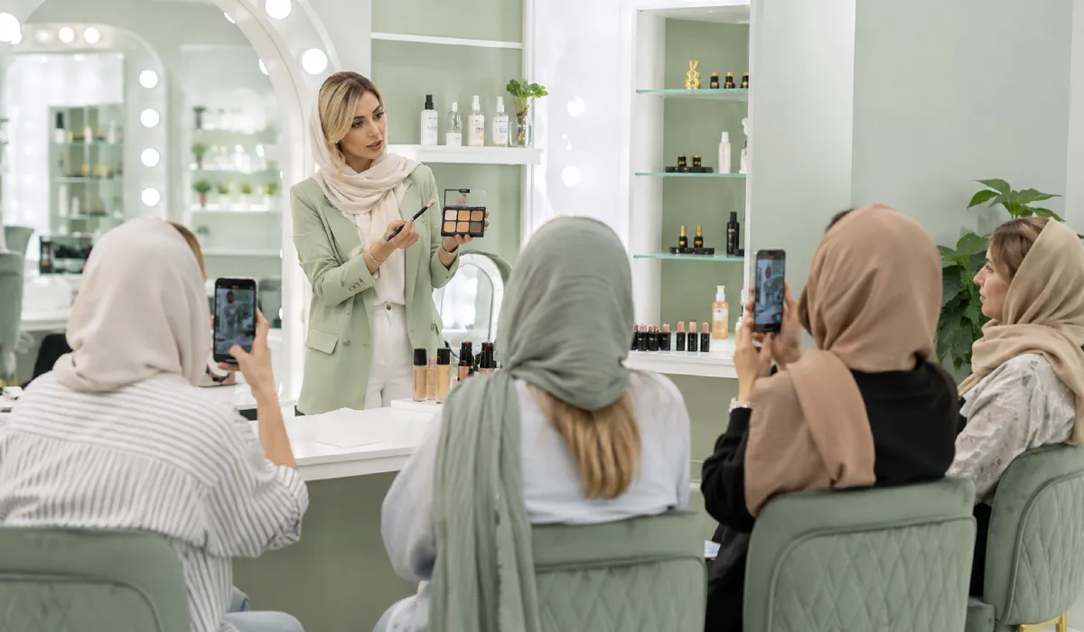 بهترین آموزشگاه آرایشگری زنانه در قم
